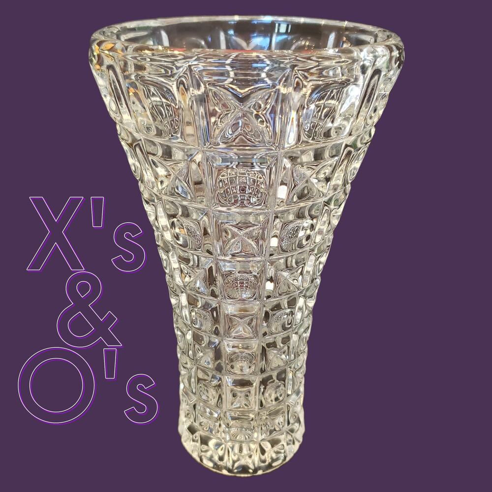 Chic Elegance: Flared Crystal Vase Adorned with X's & O's
